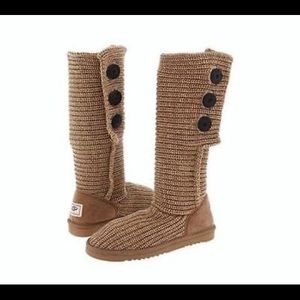 Classic Cardy Tan Ugg Boots